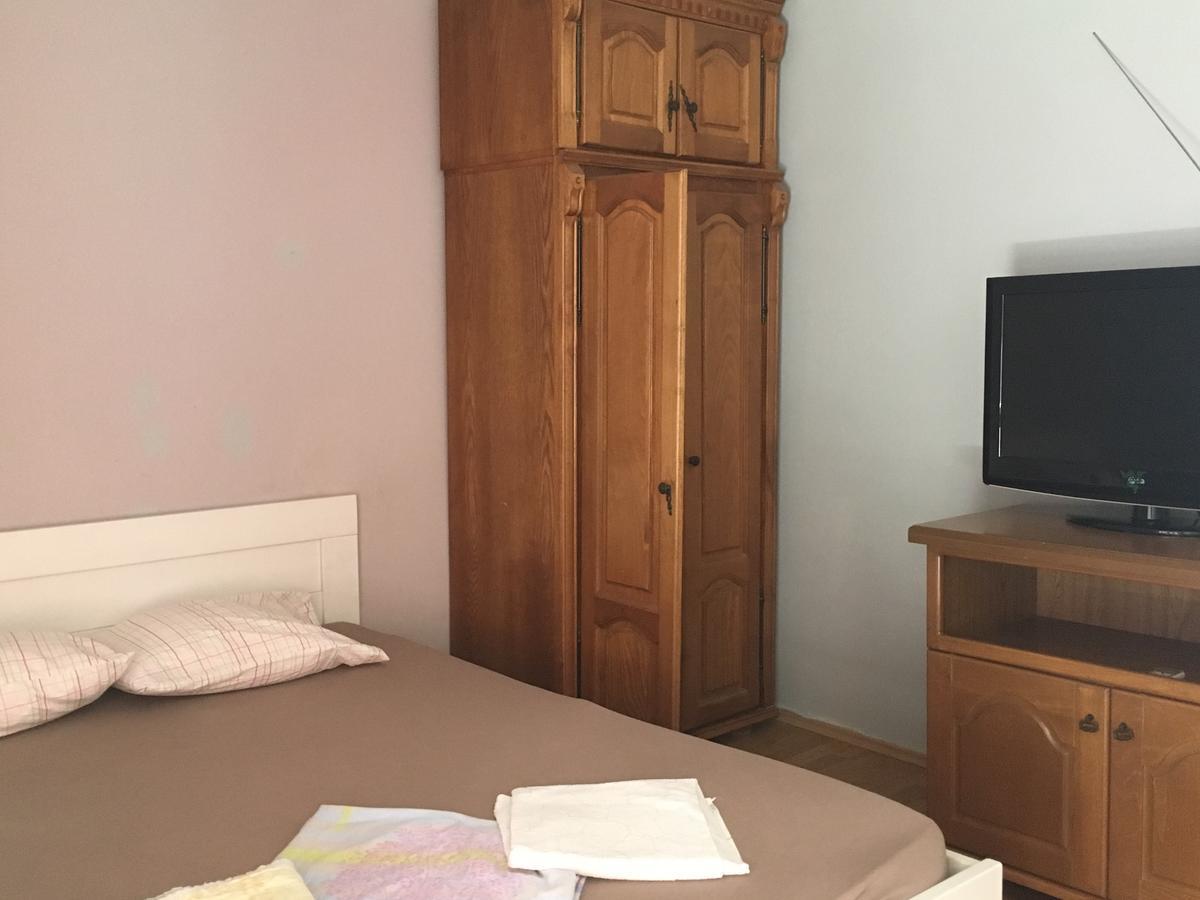 Apartment Aleksandra 巴尔 外观 照片